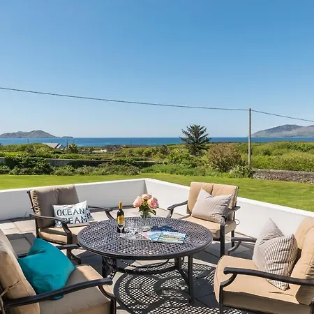 Large House With Adjoining Close To * Waterville