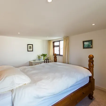 Large House With Adjoining Close To Holiday home Waterville