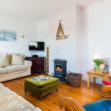 Large House With Adjoining Close To *